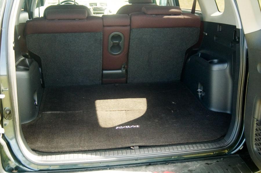  Toyota RAV4 Sport 2009 года  (фото 36 из 49)